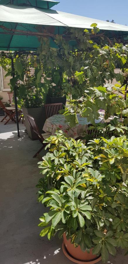 Apartments Dalia House Hvar Town Exterior foto